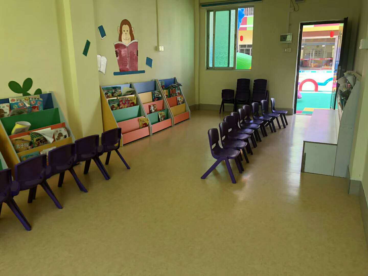 旭日幼儿园PVC地板案例