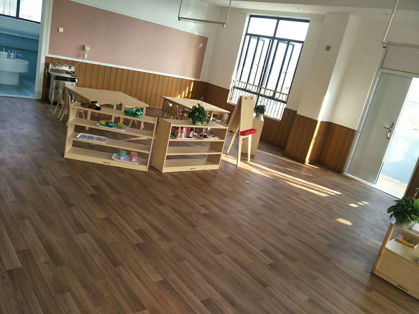 现在的幼儿园为什么都选用PVC地板？幼儿园PVC有什么好处
